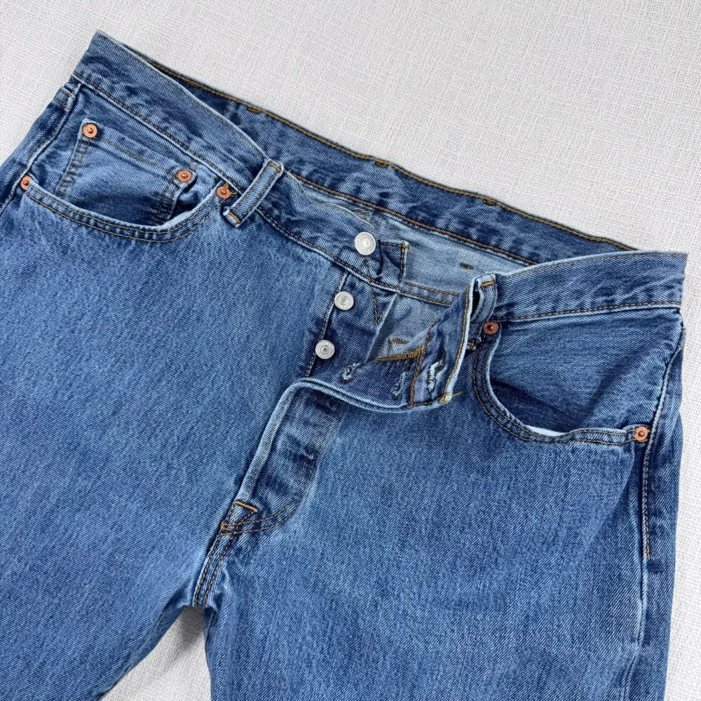 Levis 501 Original Fit Mens 38x28 Blue Denim Straight Leg Button Fly Jeans